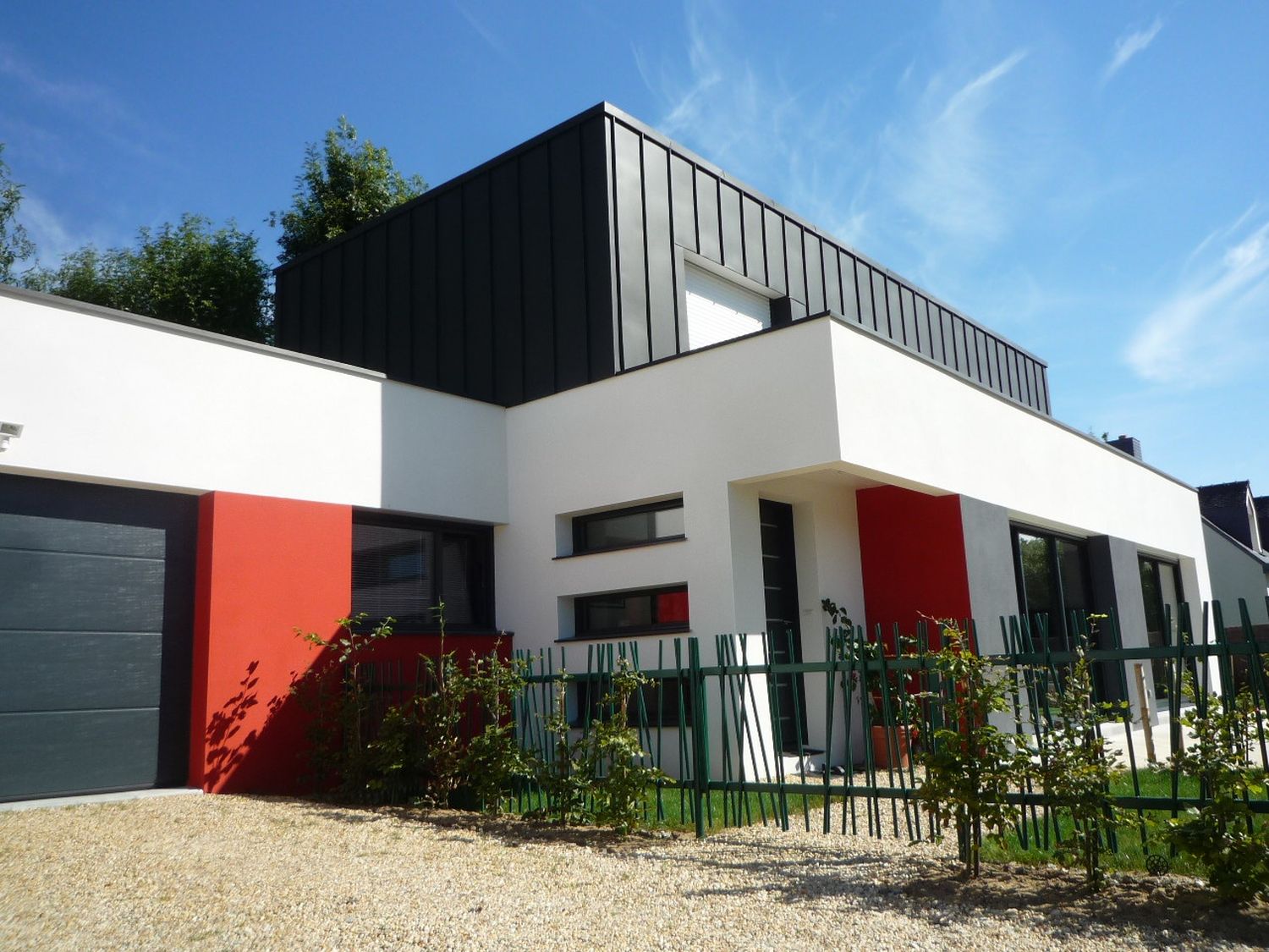 Construction maison cubique en zinc, Architecte Gwenael Le Port à Vannes (1) Construction-maison-cubique-en-zinc-Architecte-Gwenael-Le-Port-à-Vannes-1