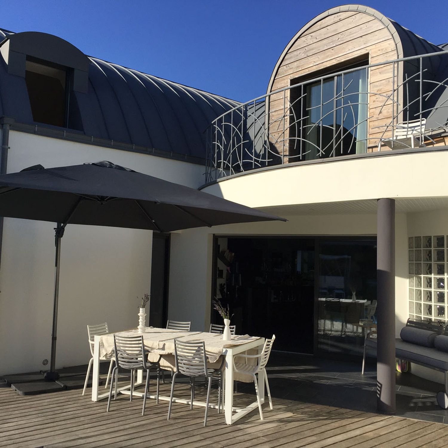 Villa-contemporaine-toiture-zinc-Architecte-à-Vannes-8